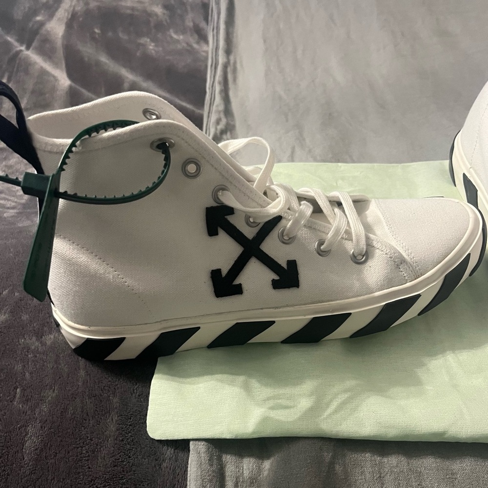 Off-White White and Black High-Top Sneakers